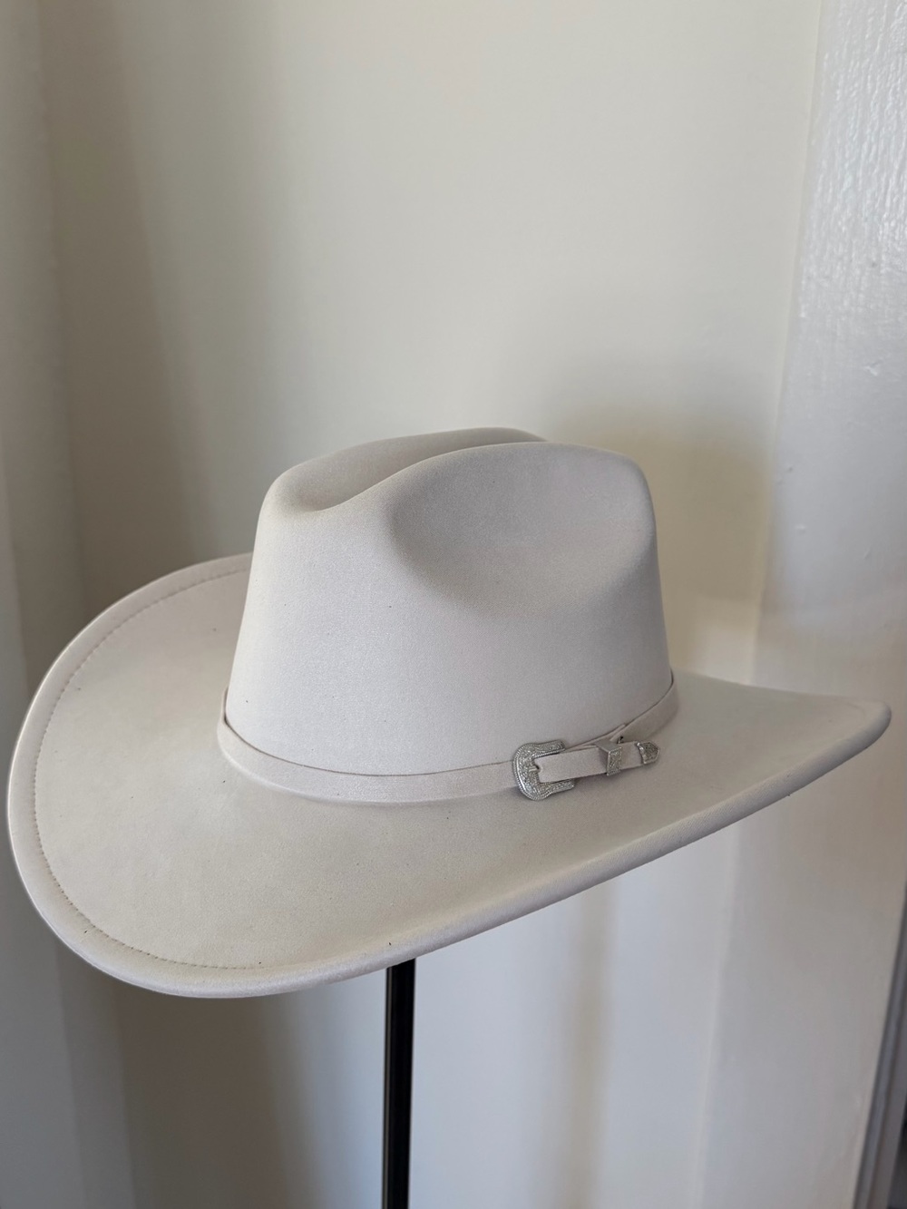 Cream Felt Cowboy Hat